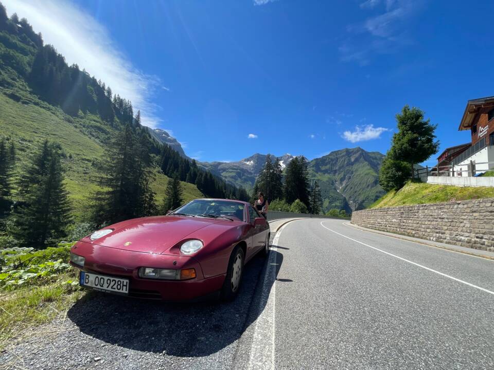 Afbeelding 24/45 van Porsche 928 S4 (1988)