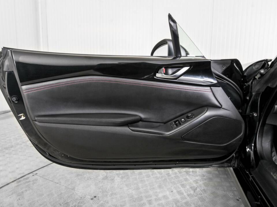 Imagen 12/50 de Mazda MX-5 1.5 (2016)