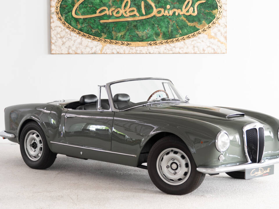 Bild 14/38 von Lancia Aurelia B24 Convertibile (1957)