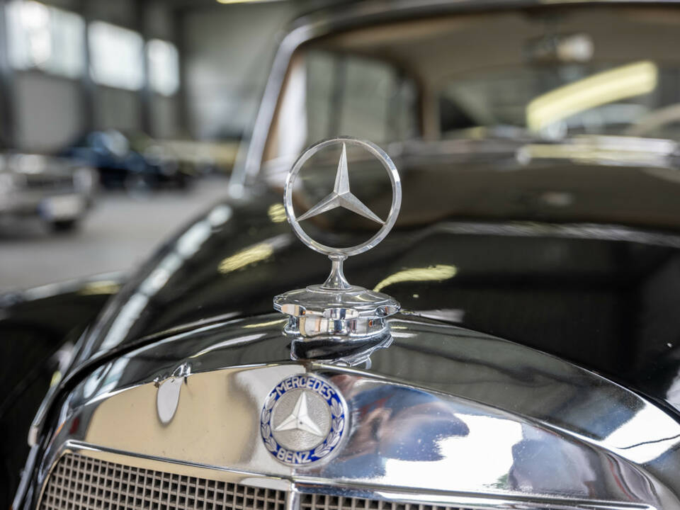 Bild 29/54 von Mercedes-Benz 300 d (1958)