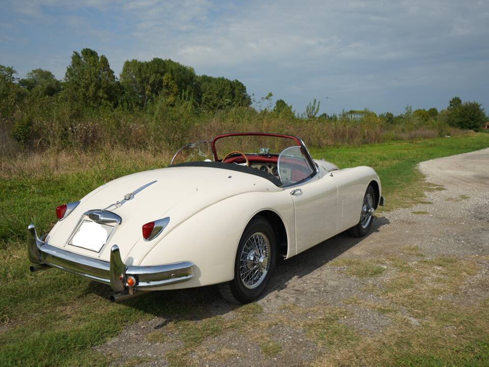 Afbeelding 14/58 van Jaguar XK 150 3.4 S OTS (1958)