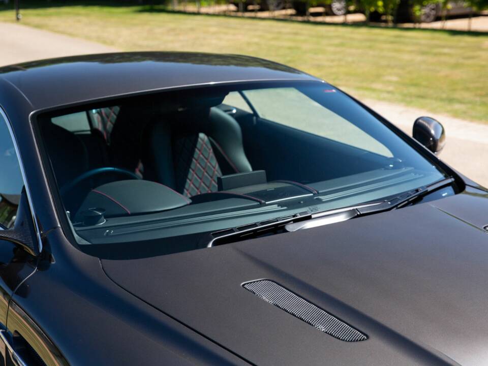 Image 45/50 of Aston Martin DBS (2012)