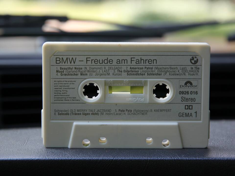 Image 28/36 of BMW 635 CSi (1984)