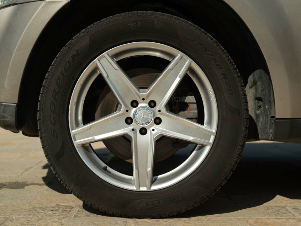 Bild 19/50 von Mercedes-Benz GL 420 CDI 4MATIC (2006)