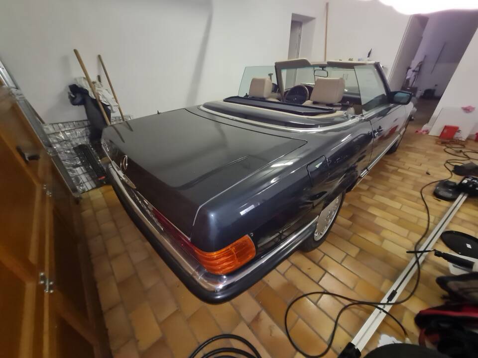 Image 4/4 of Mercedes-Benz 300 SL (1989)