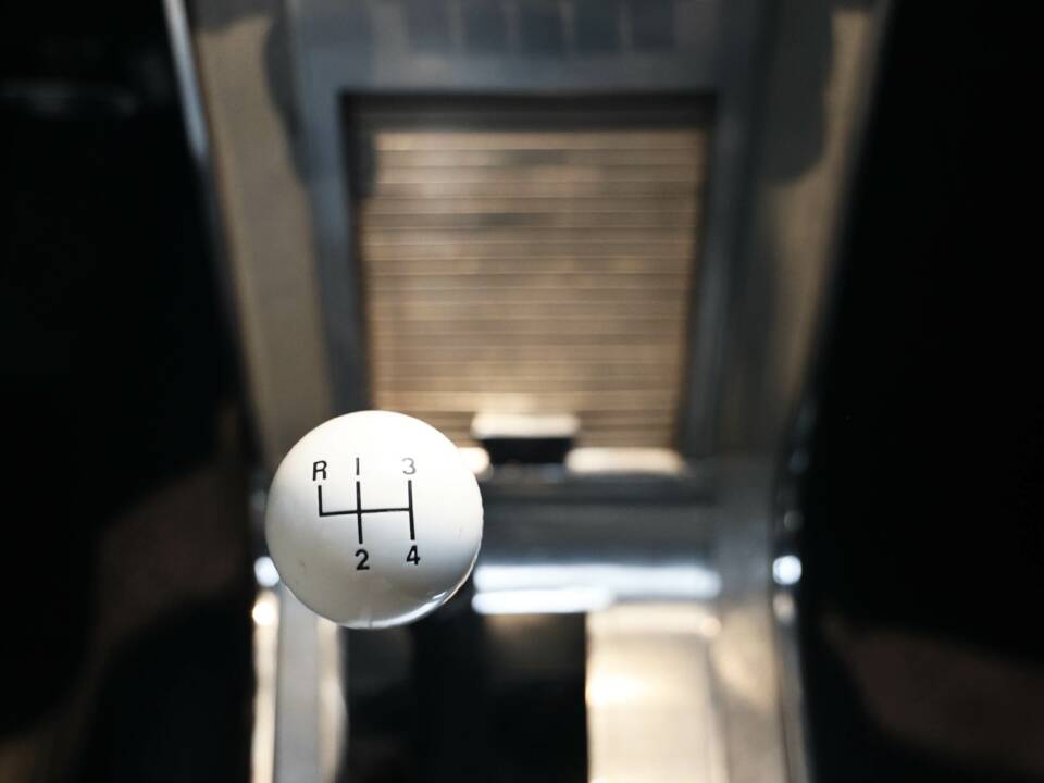 Image 46/57 of Ford Mustang 302 (1968)