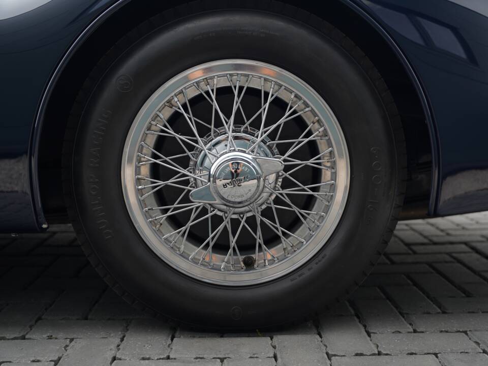 Bild 46/50 von Jaguar XK 120 SE OTS (1954)