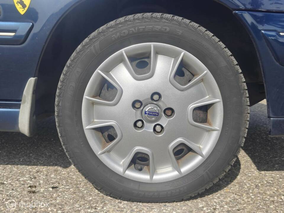 Bild 10/37 von Volvo S90 3.0i (1998)