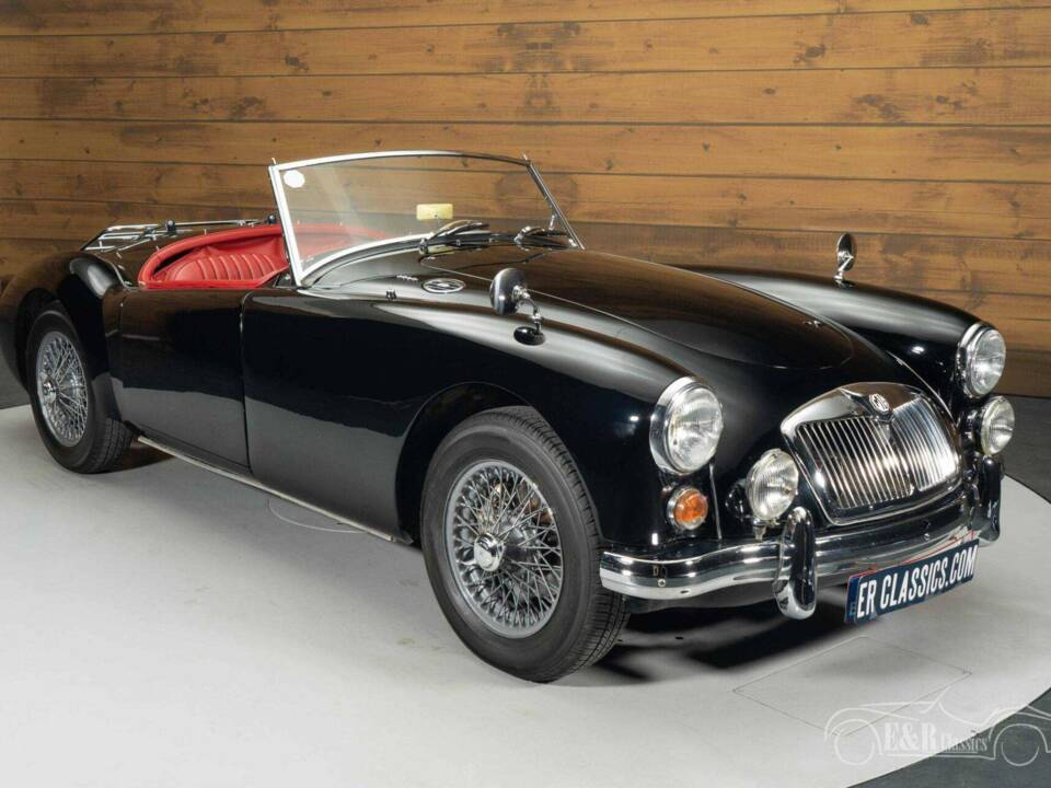 Immagine 3/19 di MG MGA 1600 (1961)