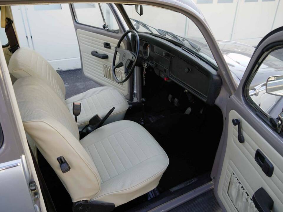 Bild 17/19 von Volkswagen Beetle 1200 L (1980)