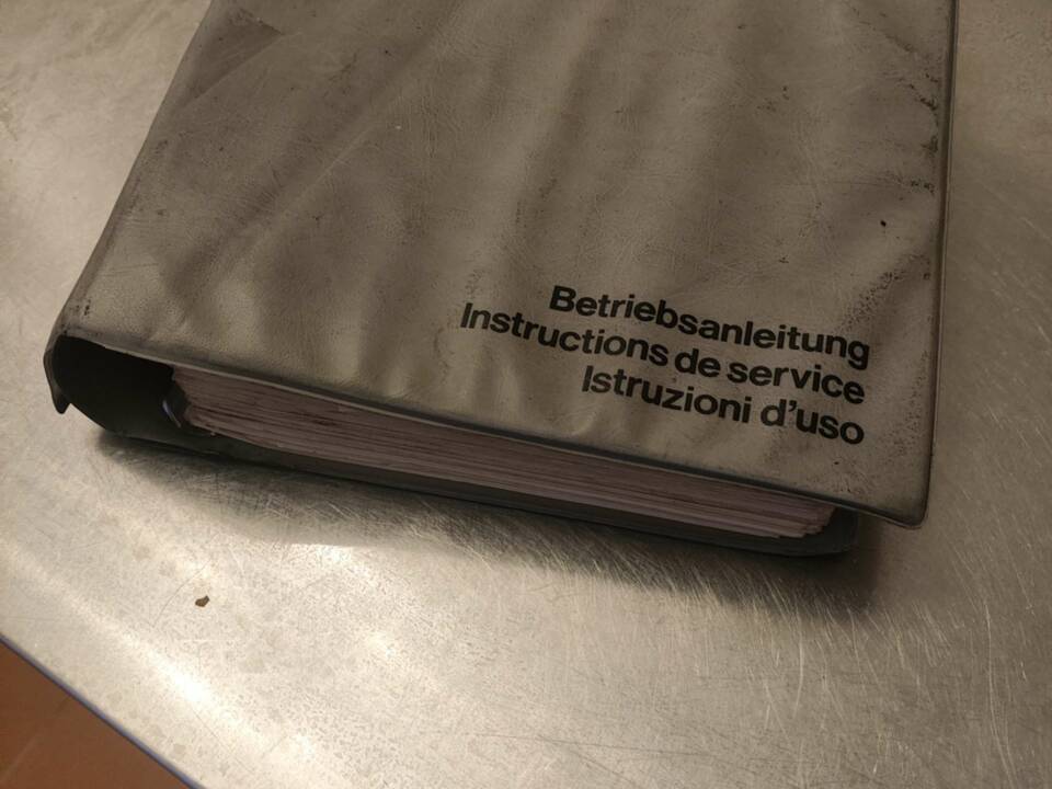 Image 31/35 of Steyr-Puch 230 GE (LWB) (1990)