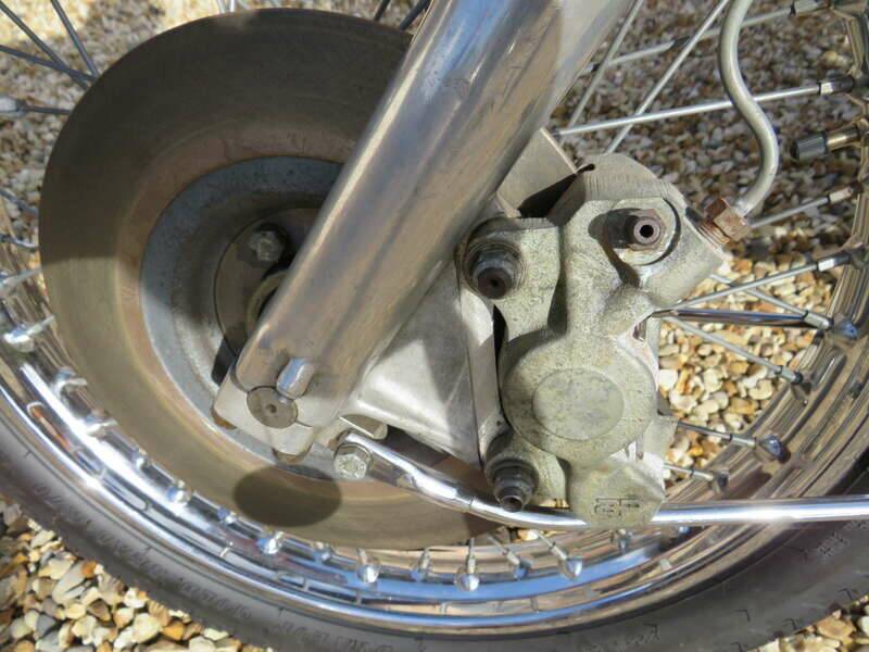 Image 36/44 of Triumph DUMMY (1976)