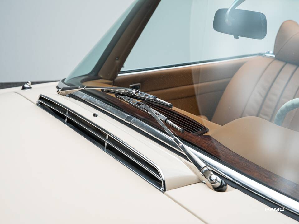 Bild 20/41 von Mercedes-Benz 280 SL (1969)