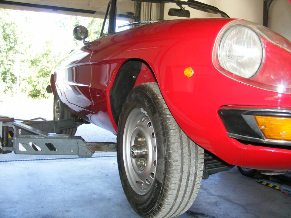 Immagine 62/77 di Alfa Romeo Spider Veloce 2000 (1981)