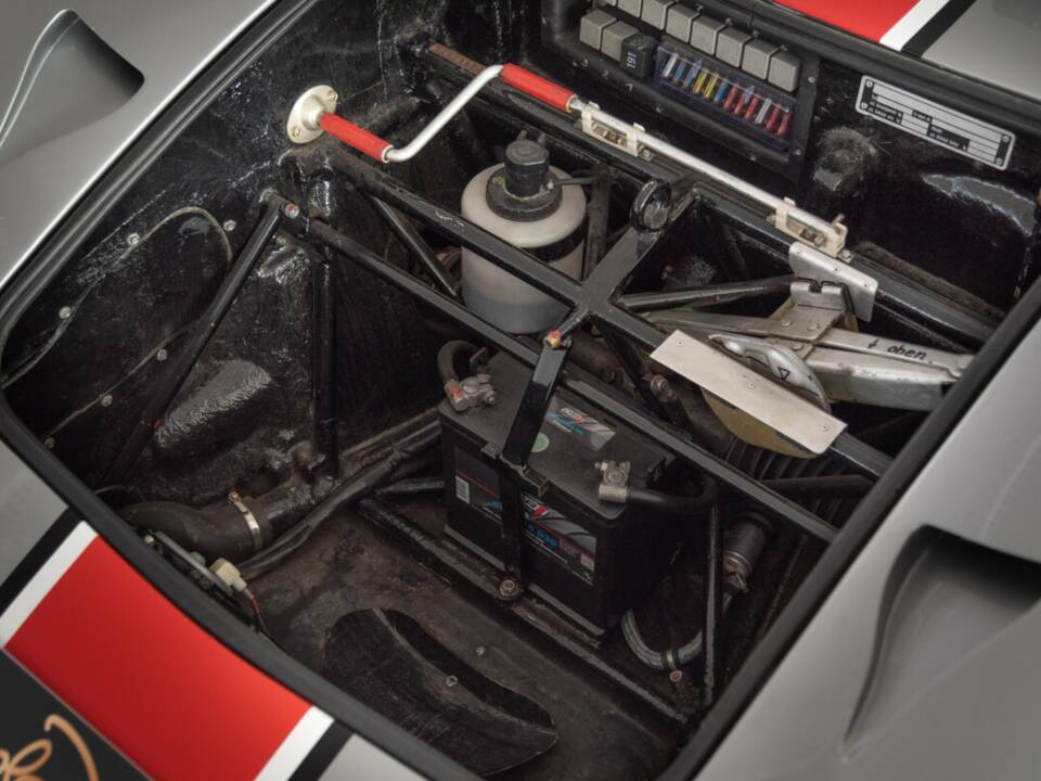 Image 45/47 of Isdera Erator GTE (1969)