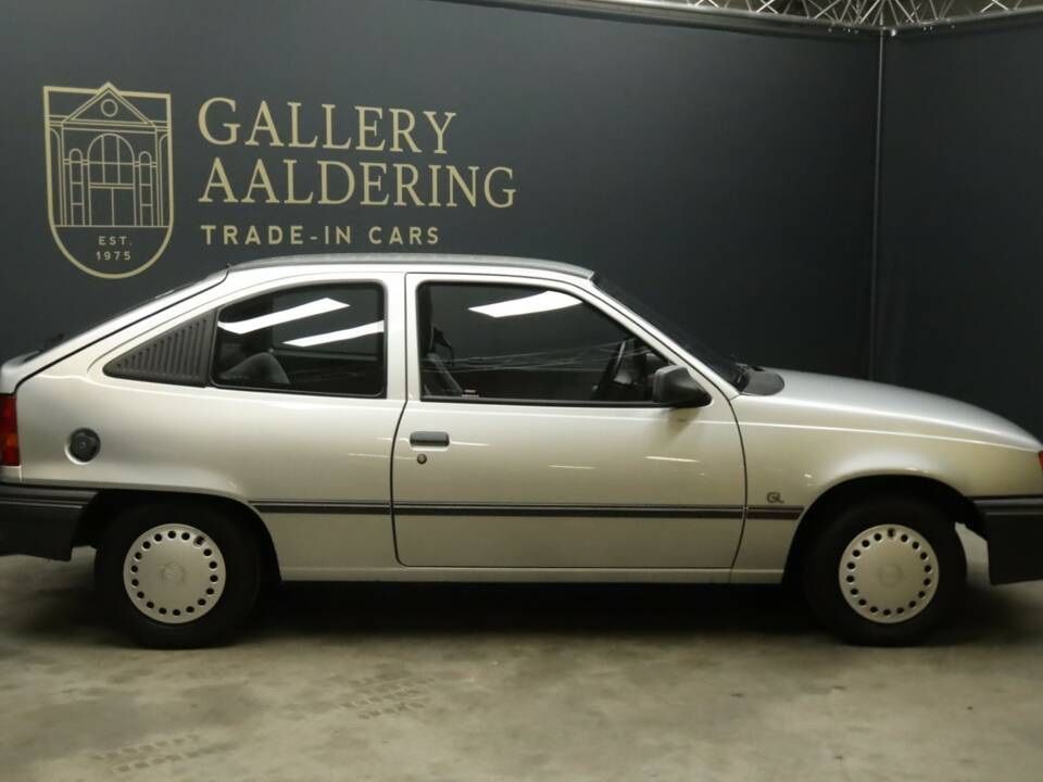 Afbeelding 30/50 van Opel Kadett 2,0i GSi (1988)