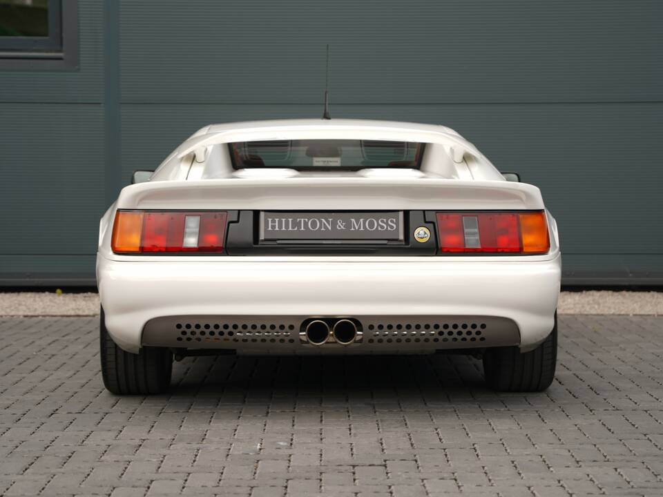 Image 8/50 of Lotus Esprit S4 (1994)
