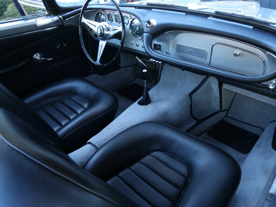 Bild 18/50 von Maserati 3500 GT Touring (1961)