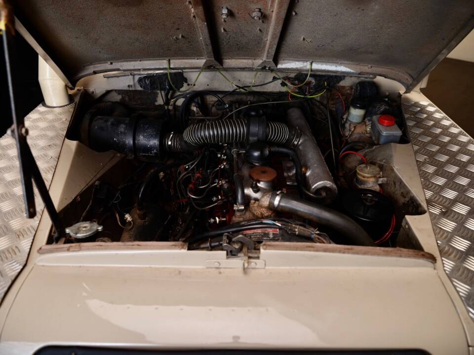 Image 4/30 de Land Rover 109 (1979)