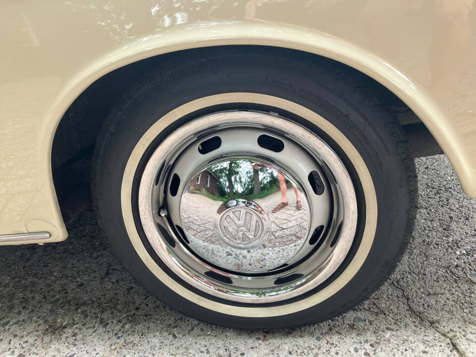 Image 32/34 of Volkswagen 1600 (1972)