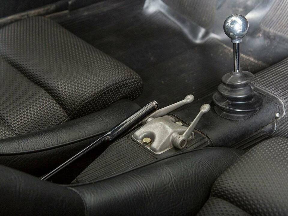 Image 27/33 of FIAT 750 Nardi Coupé (1959)