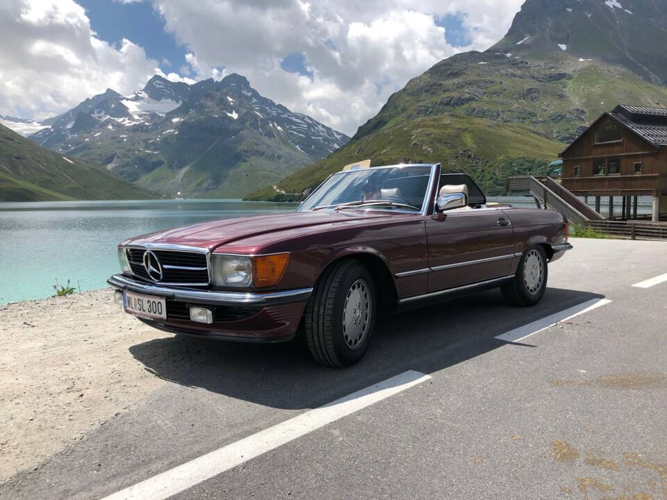 Image 12/22 of Mercedes-Benz 300 SL (1986)