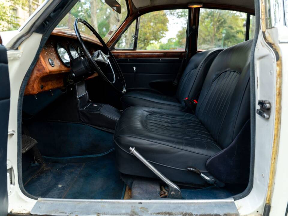 Image 11/15 de Jaguar Mk II 3.4 (1964)