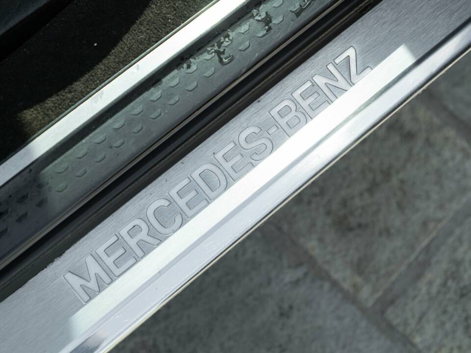 Bild 32/50 von Mercedes-Benz 300 SL (1990)