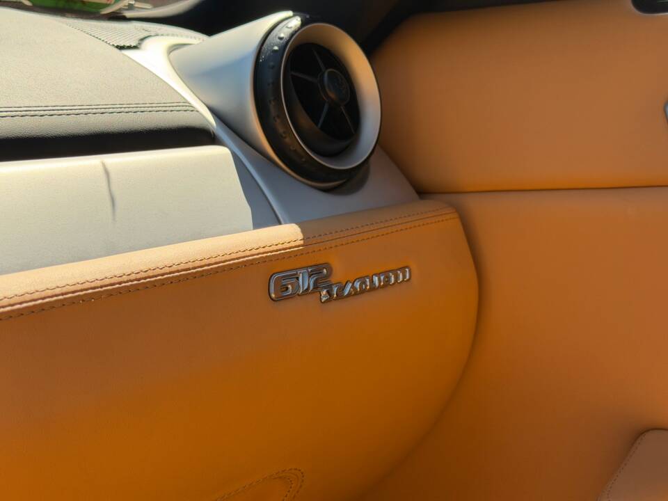 Afbeelding 19/74 van Ferrari 612 Scaglietti (2006)