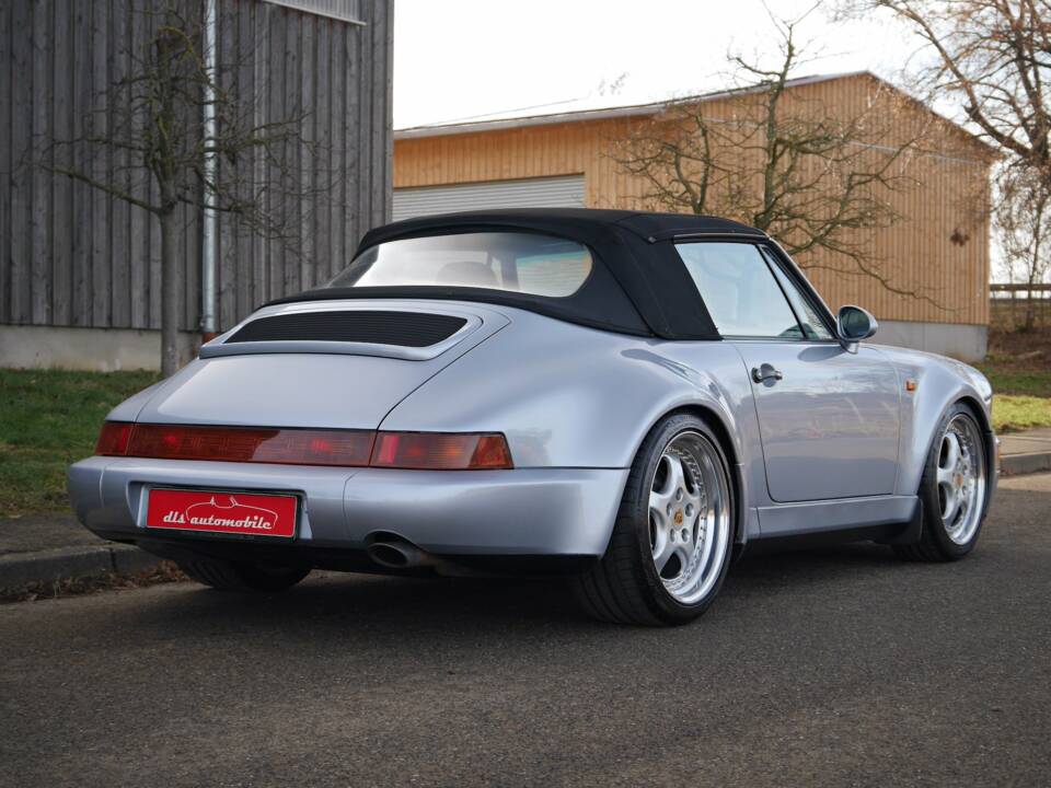 Image 10/37 de Porsche 911 Carrera 2 (WTL) (1992)