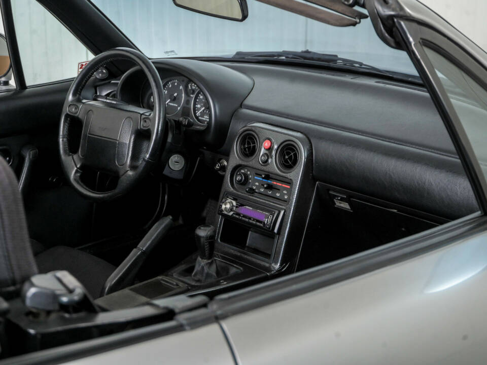 Image 34/50 of Mazda MX-5 1.6 (1990)