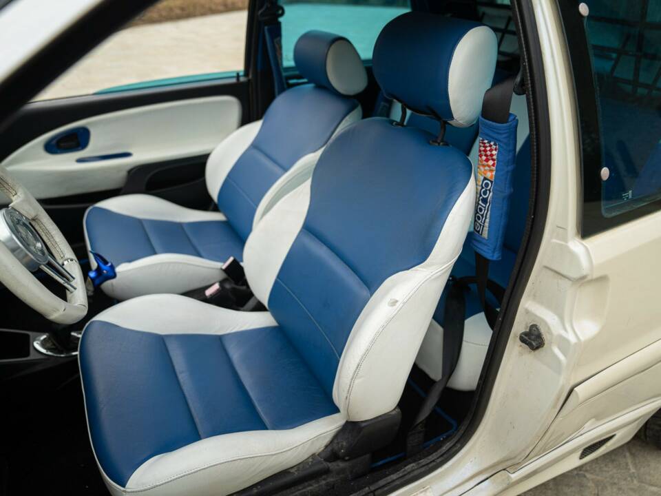 Image 31/50 of Citroën Saxo 1.6i VTS (1996)