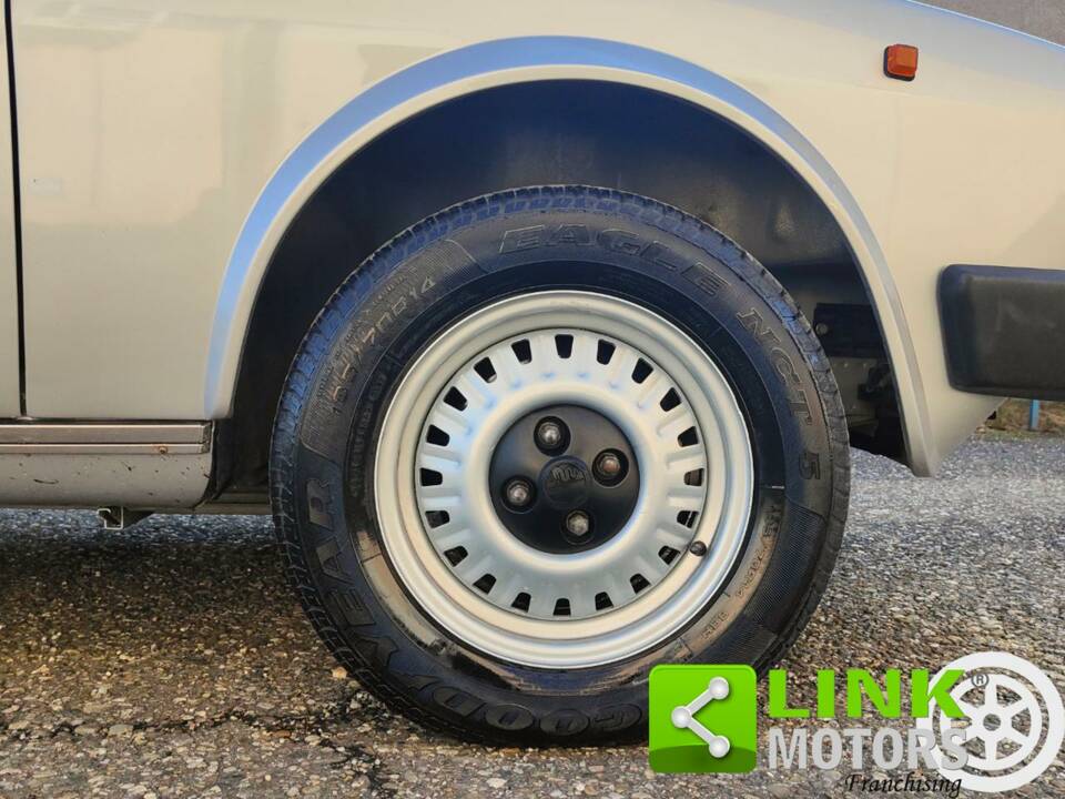Immagine 8/10 di Alfa Romeo Alfetta GTV 2.0 L (1980)