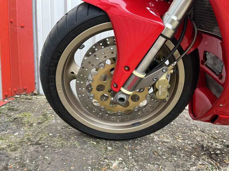 Image 6/30 of Ducati DUMMY (1995)