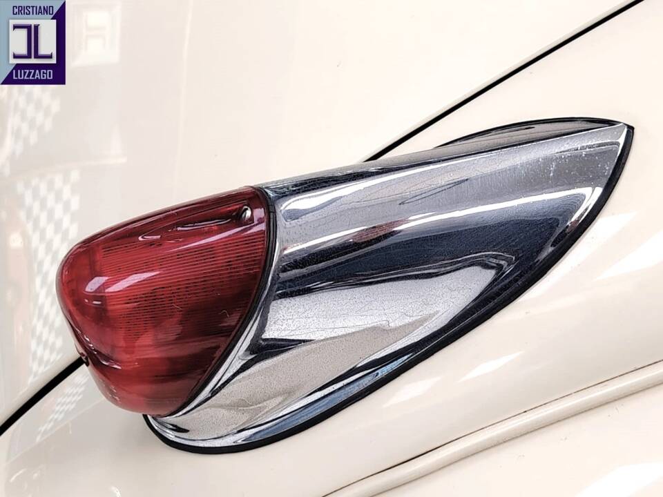 Image 28/74 of Jaguar XK 140 OTS (1956)