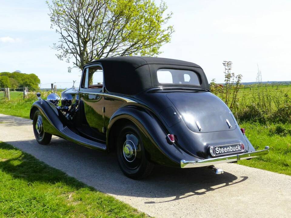 Rolls-Royce 25/30 HP Fixed Head Coupé (FHC) James Young 1936
