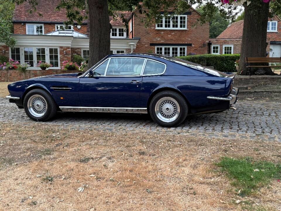 Bild 9/33 von Aston Martin V8 EFi (1986)