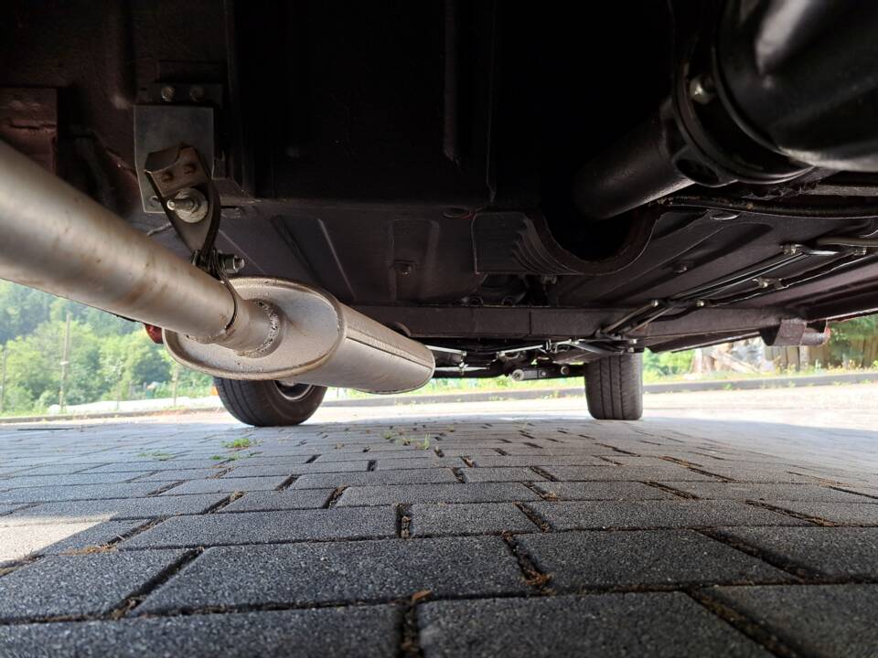 Suspension and underneath