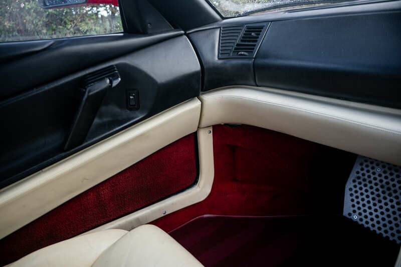 Image 32/36 of Ferrari 348 TS (2000)