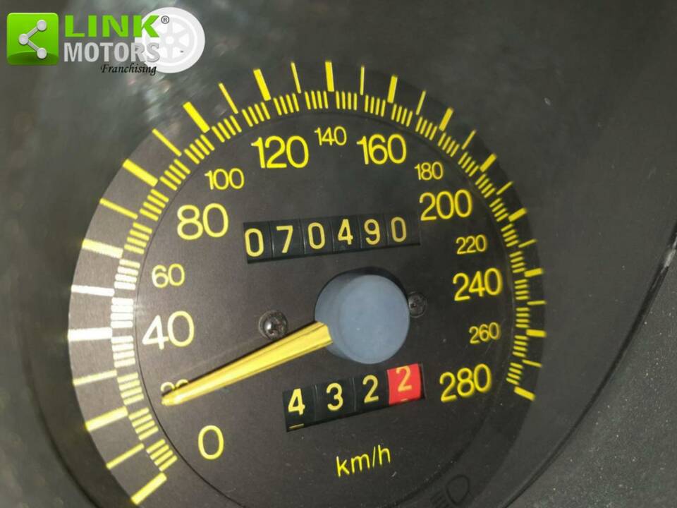 Bild 45/50 von Lancia Thema 8.32 (1989)