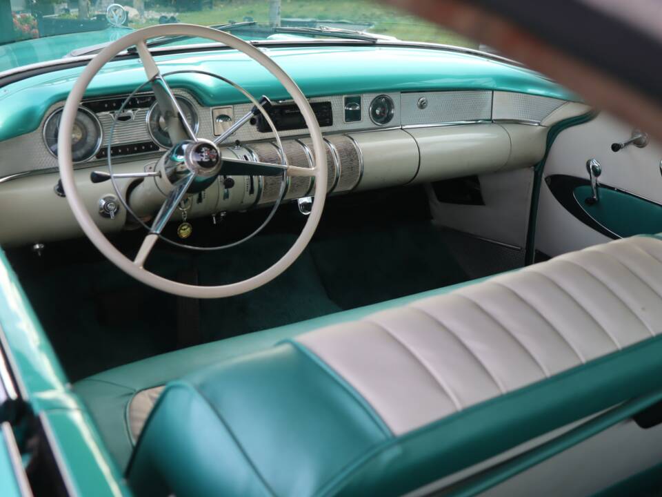 Image 47/50 of Buick 60 Century Riviera (1955)