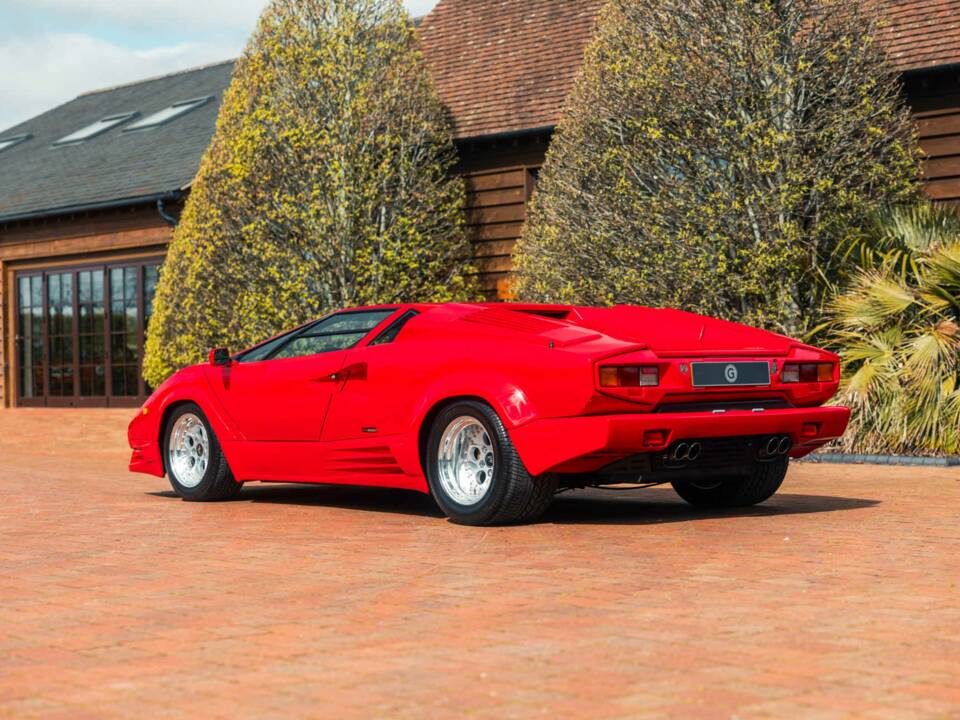 Bild 8/32 von Lamborghini Countach 25 Anniversary (1990)