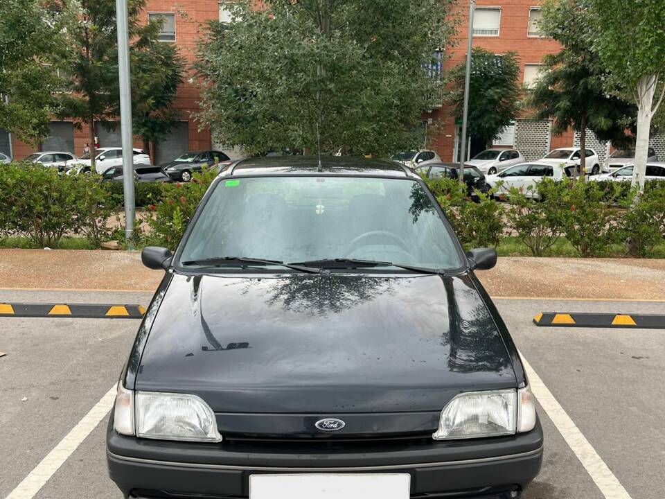 Image 1/5 of Ford Fiesta 1.25i (1995)