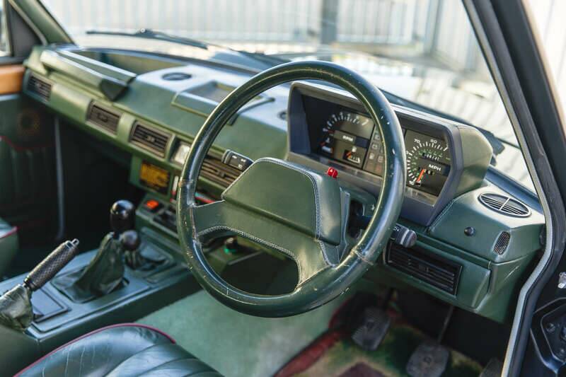 Imagen 11/50 de Land Rover Range Rover Classic Vogue EFI (1988)