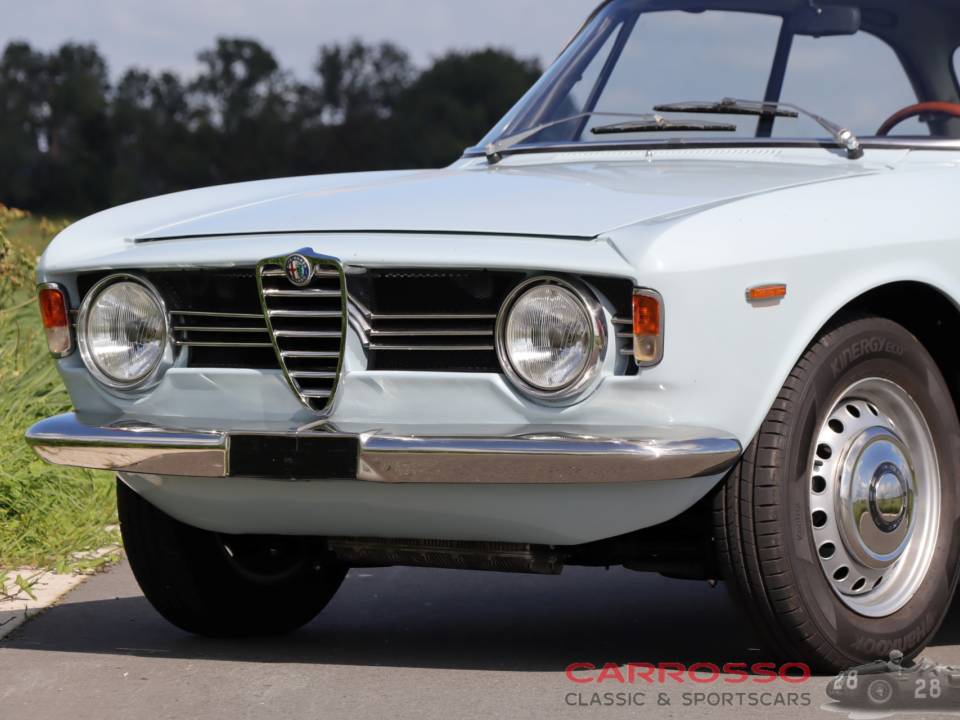 Afbeelding 41/50 van Alfa Romeo Giulia 1600 Sprint GT Veloce (1967)