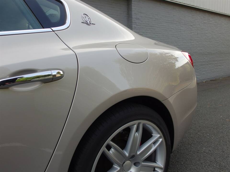 Image 31/98 of Maserati Quattroporte GTS (2015)