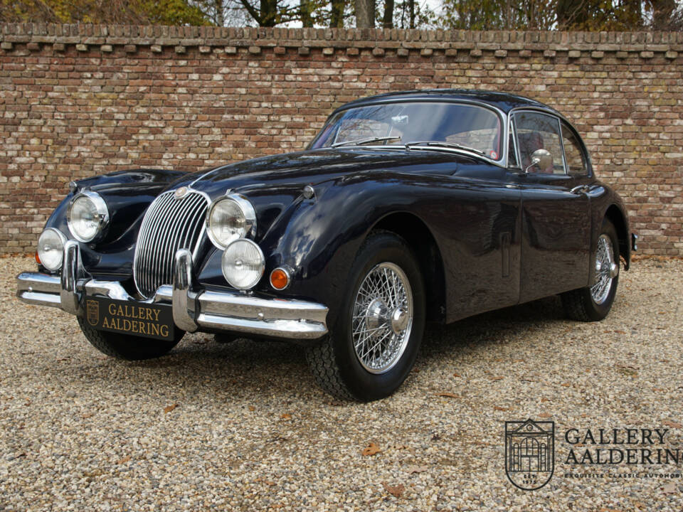 Image 40/50 of Jaguar XK 150 SE FHC (1959)