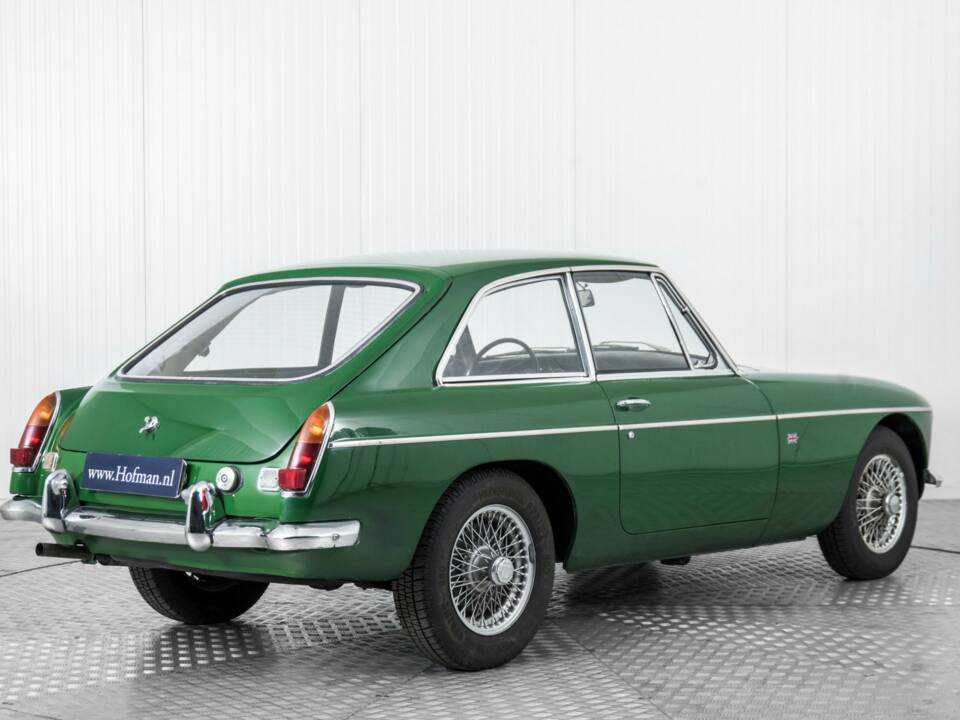 Bild 2/50 von MG MGB GT (1968)