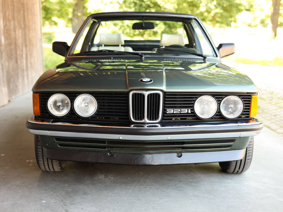 Immagine 21/63 di BMW 323i Baur TC (1979)