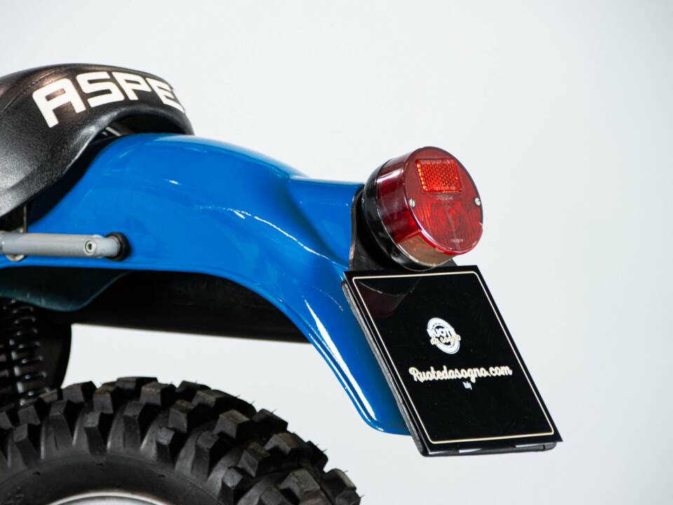 Immagine 18/50 di Aspes DUMMY (1977)